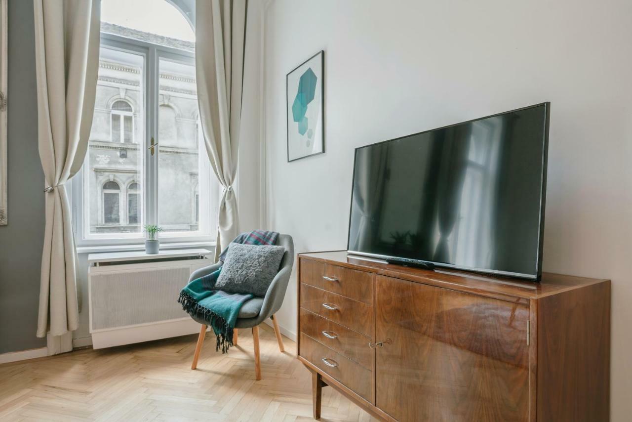 City Park Rest Apartment With Air Condition — Fotók 3